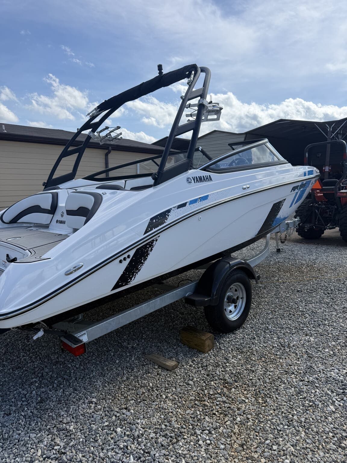 2022 Yamaha Boats 195 AR195 - 5