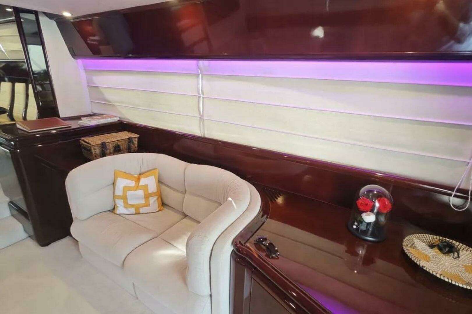 2002 Ferretti Yachts 720 - Image 34