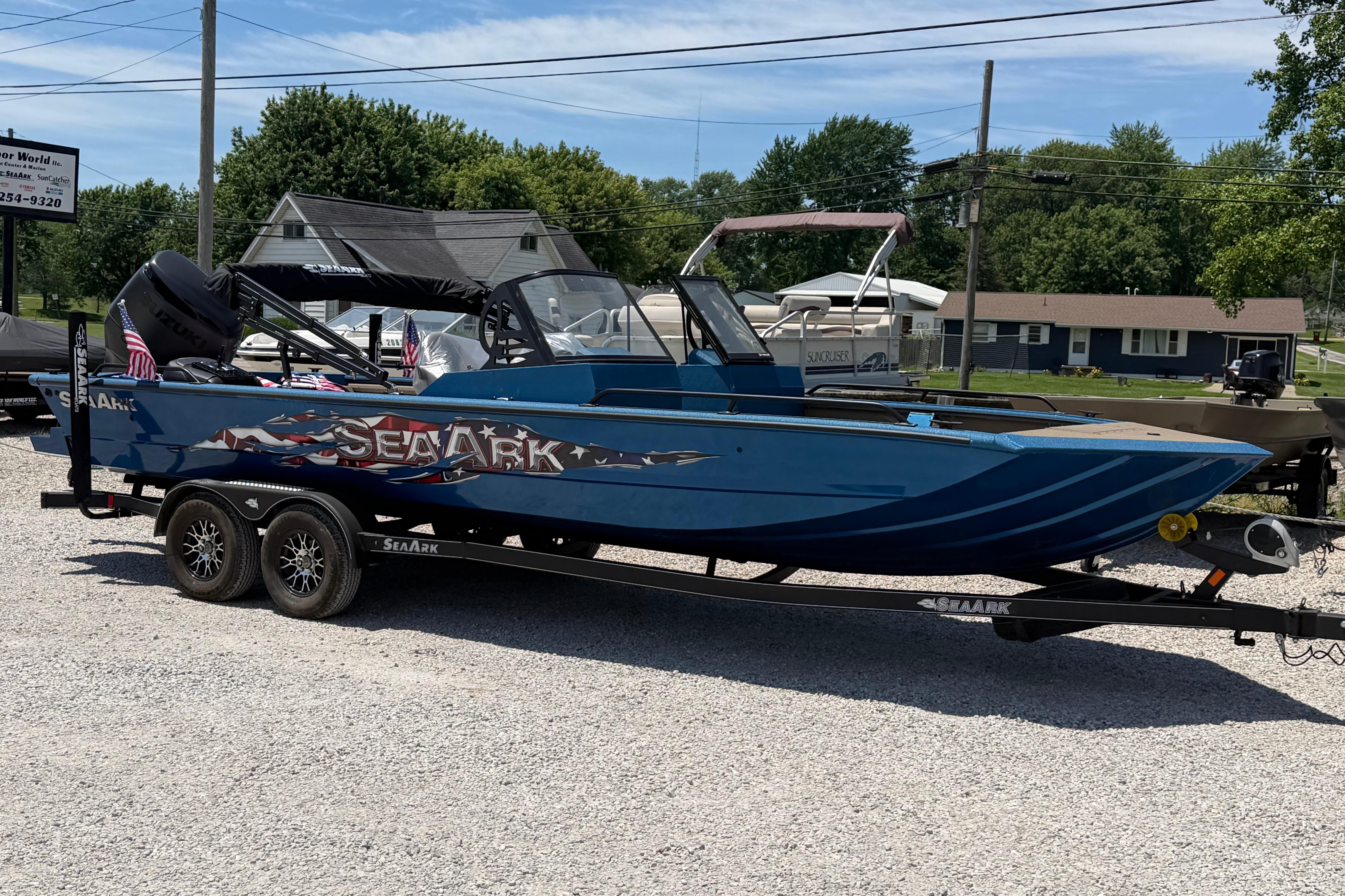 2025 SeaArk Protege 240
