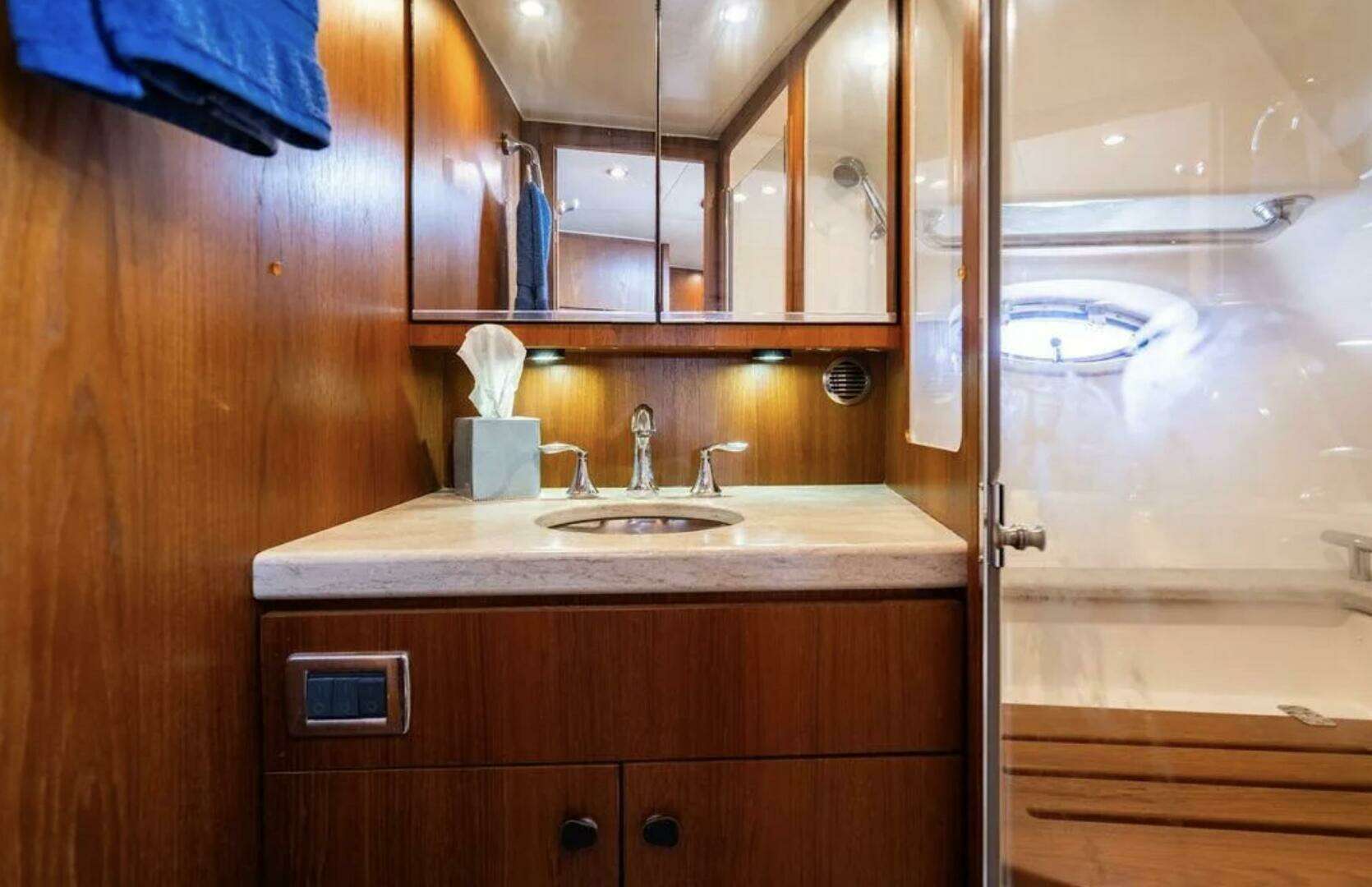 2013 Tiara Yachts 36 Coronet - Image 30