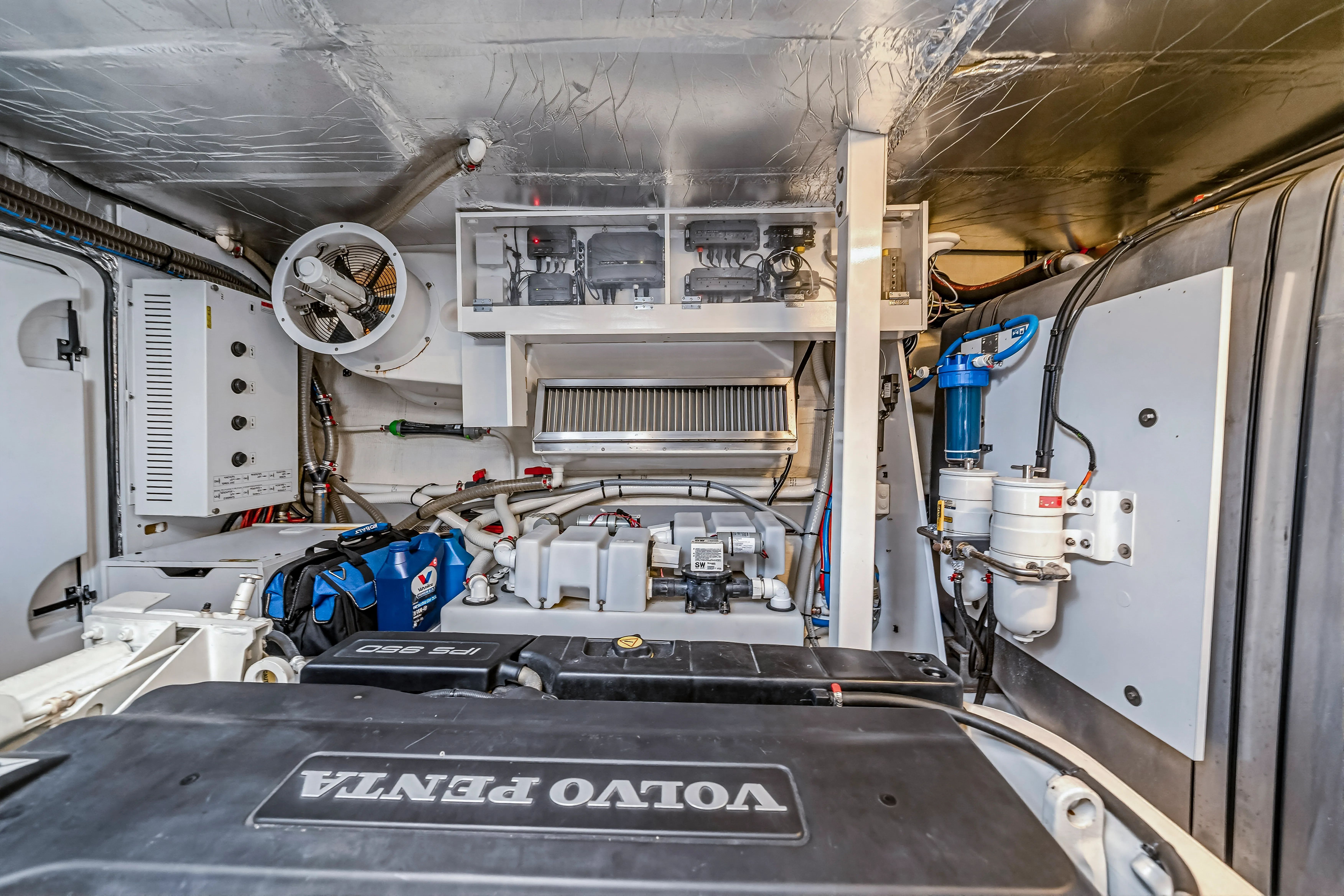 2018 Prestige 630 - Image 60
