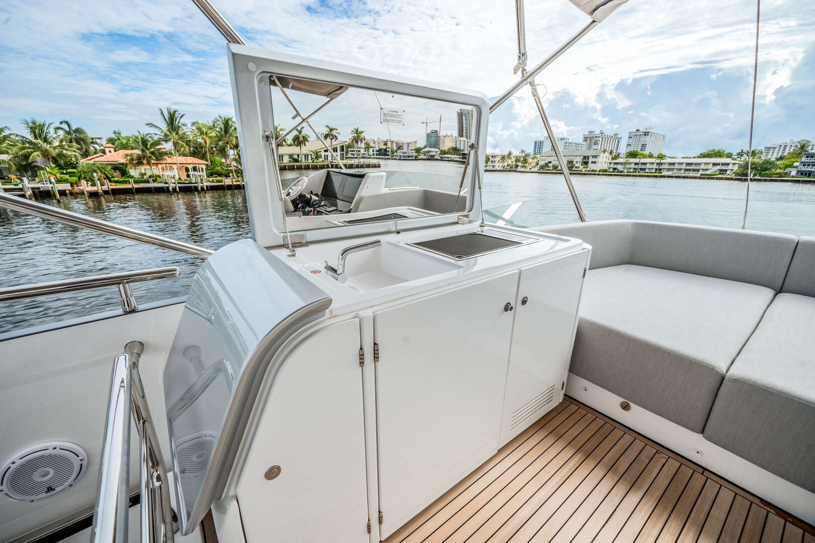 2026 Azimut S8 - Image 75