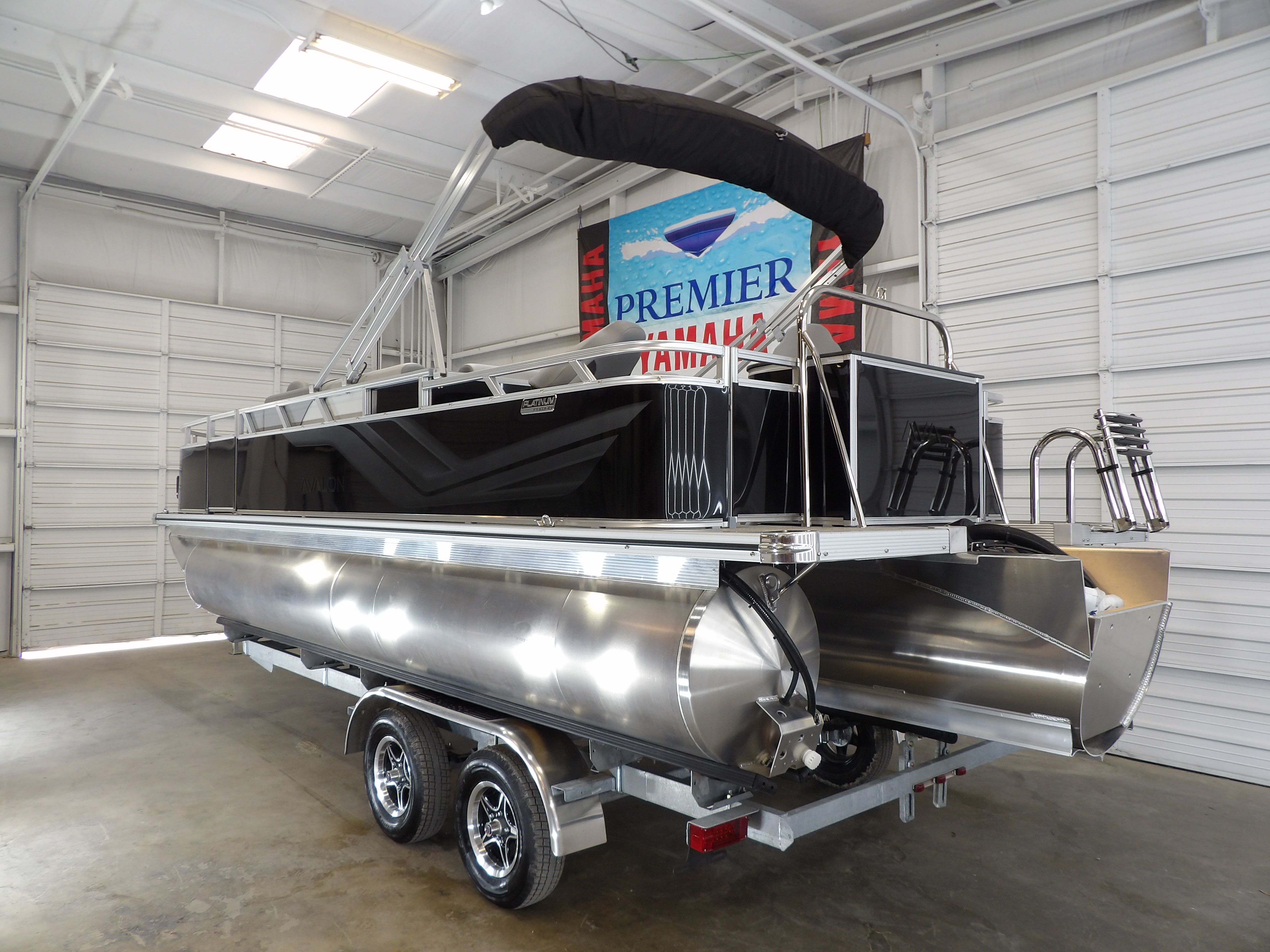 2026 Avalon Venture 85 Quad Fish - 21' - 3