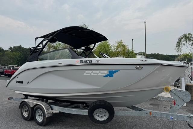 2023 Yamaha Boats 222XD