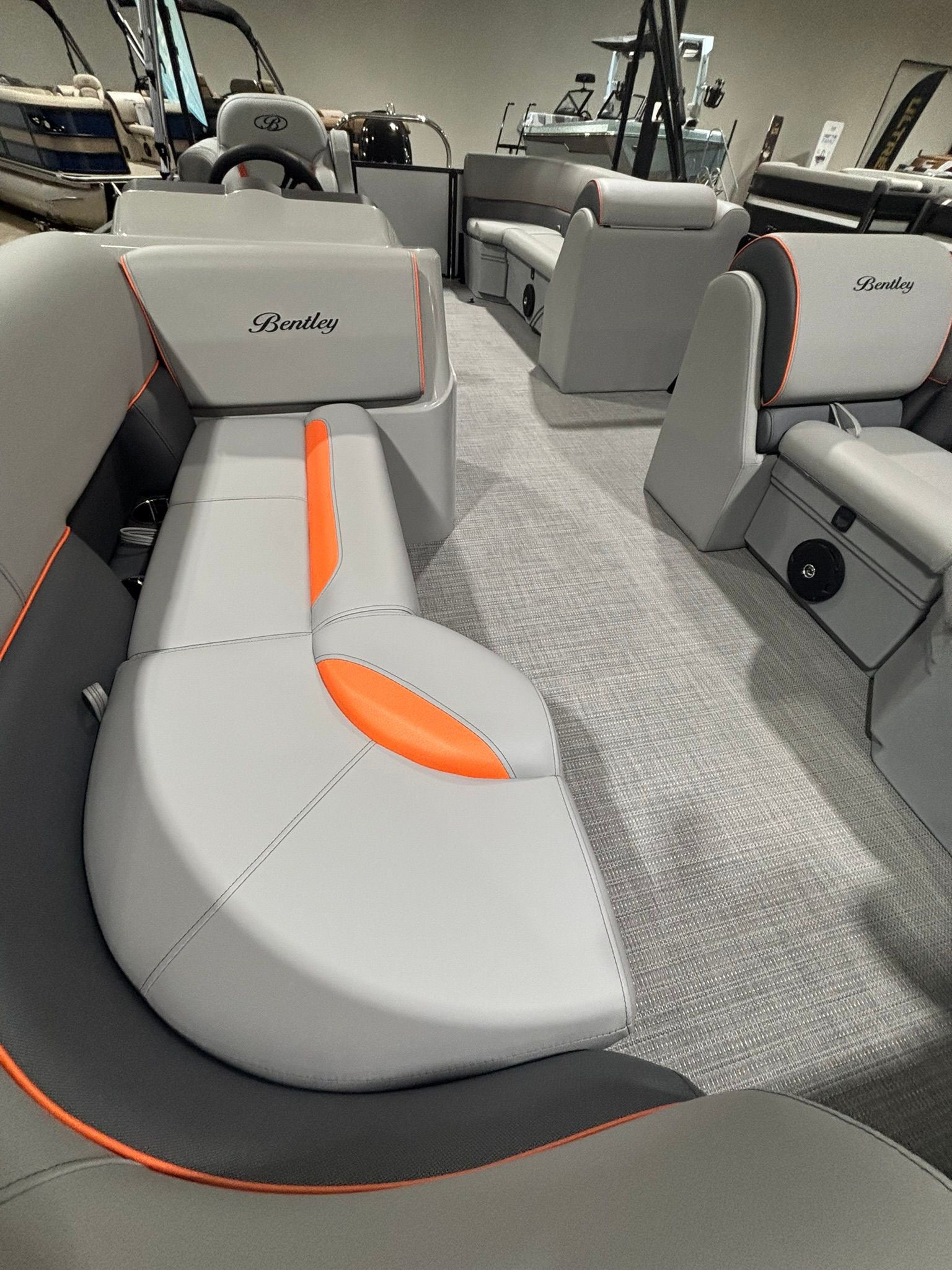 2027 Bentley Pontoons 223 Bolt - 10