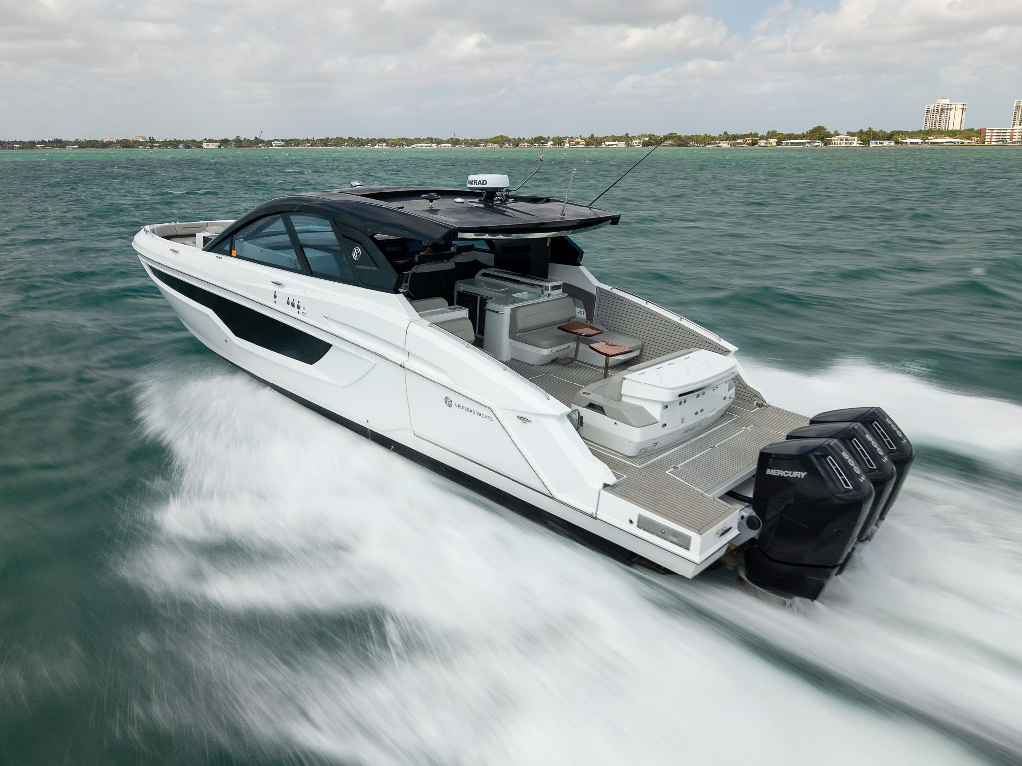 2024 Cruisers Yachts 50 GLS - 9
