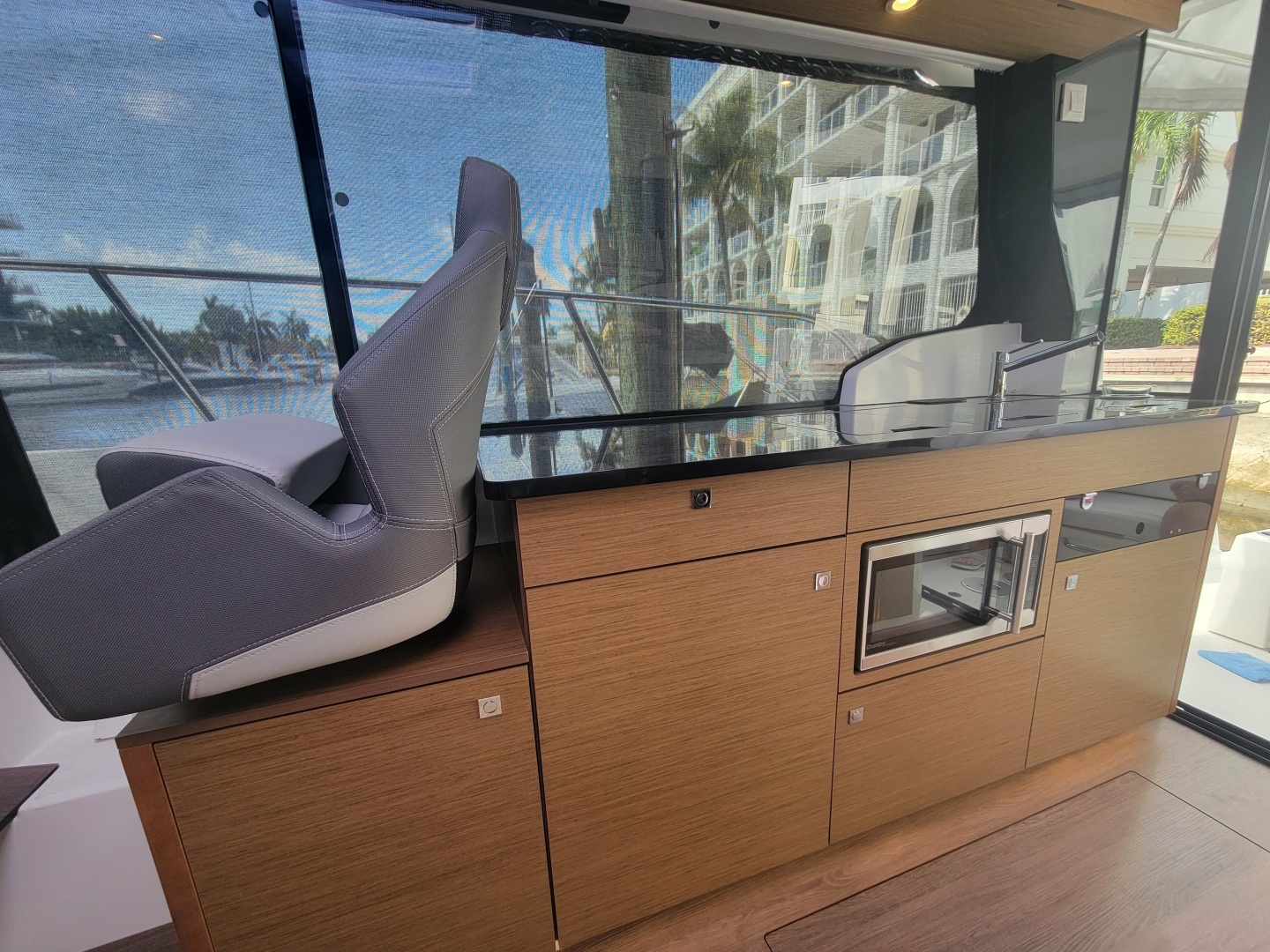 2020 Jeanneau NC 1095 Coupe - Image 17