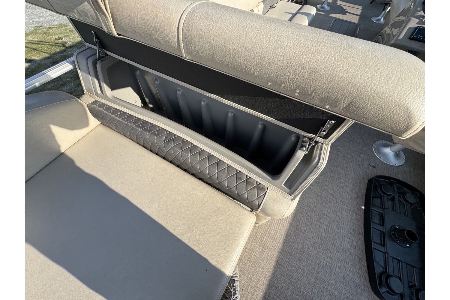 2023 Sun Tracker Sportfish 24 XP3 - 33
