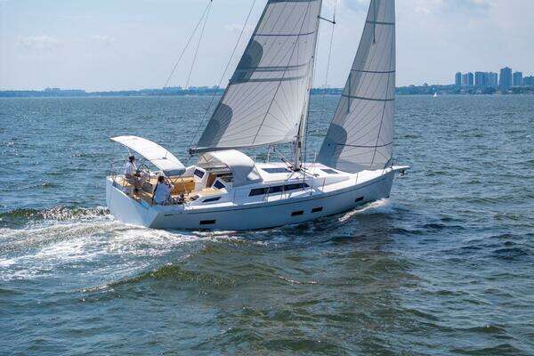 2026 Grand Soleil 42 Long Cruise