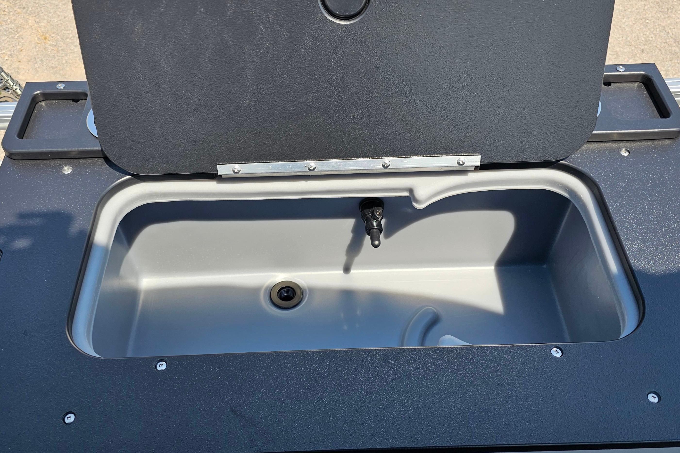 Livewell compartment on 2026 Sun Tracker SportFish 20 DLX boat.