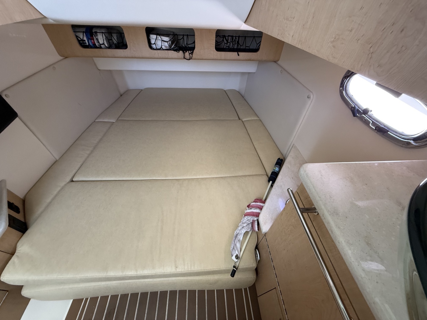 2016 Boston Whaler — - Image 22
