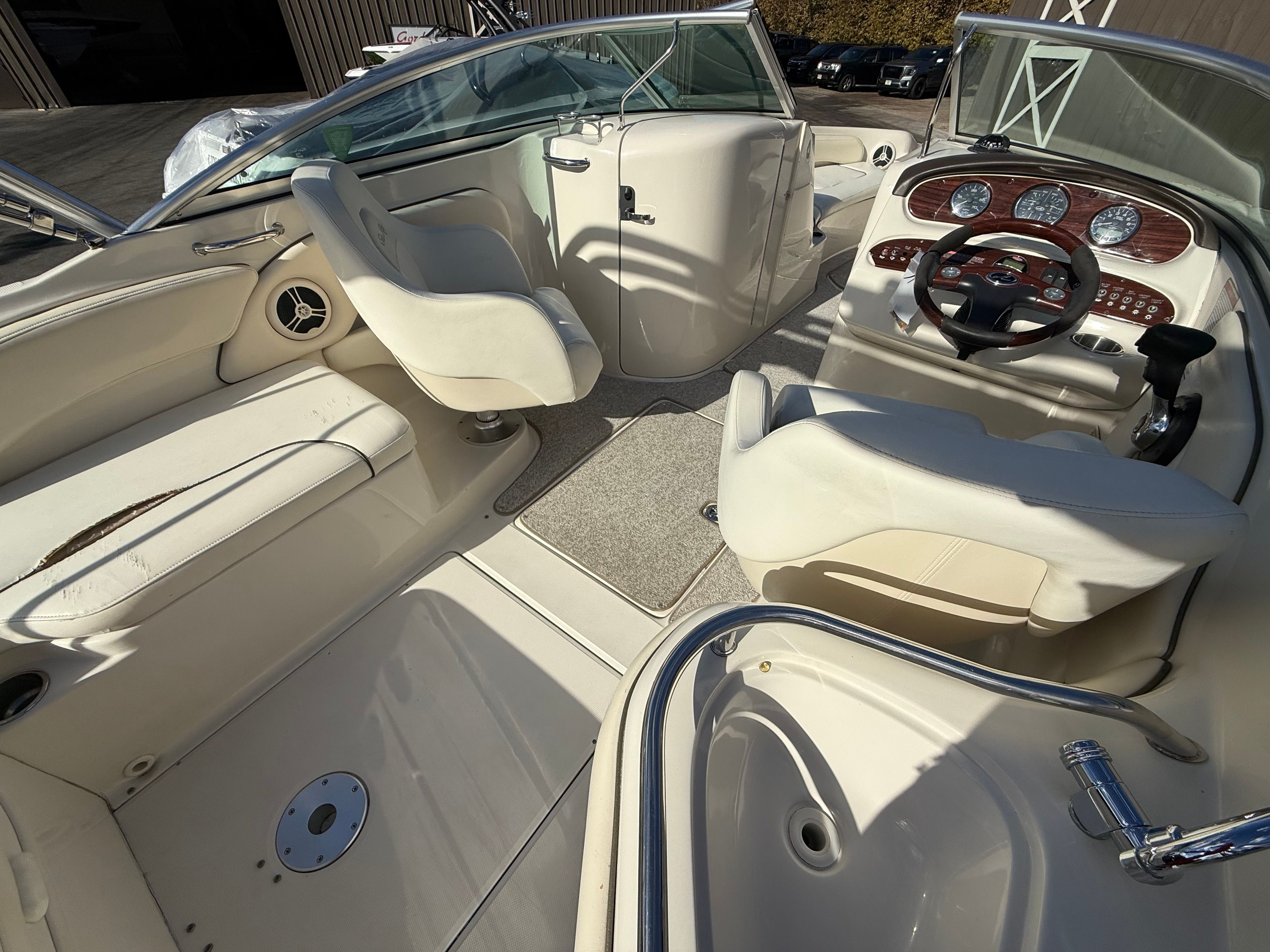 2008 Sea Ray 240 Sundeck - 5