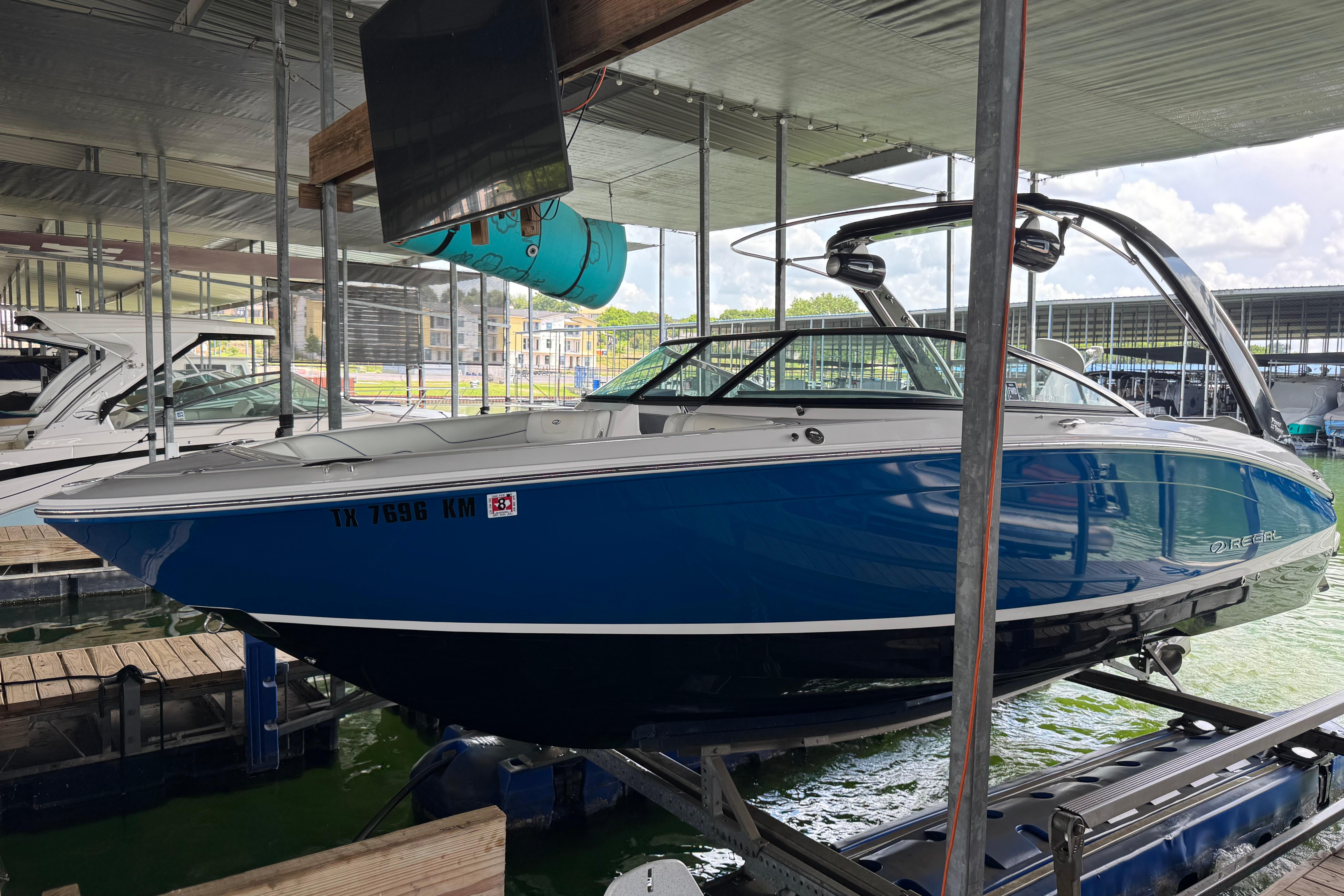 2022 Regal LS6 Surf
