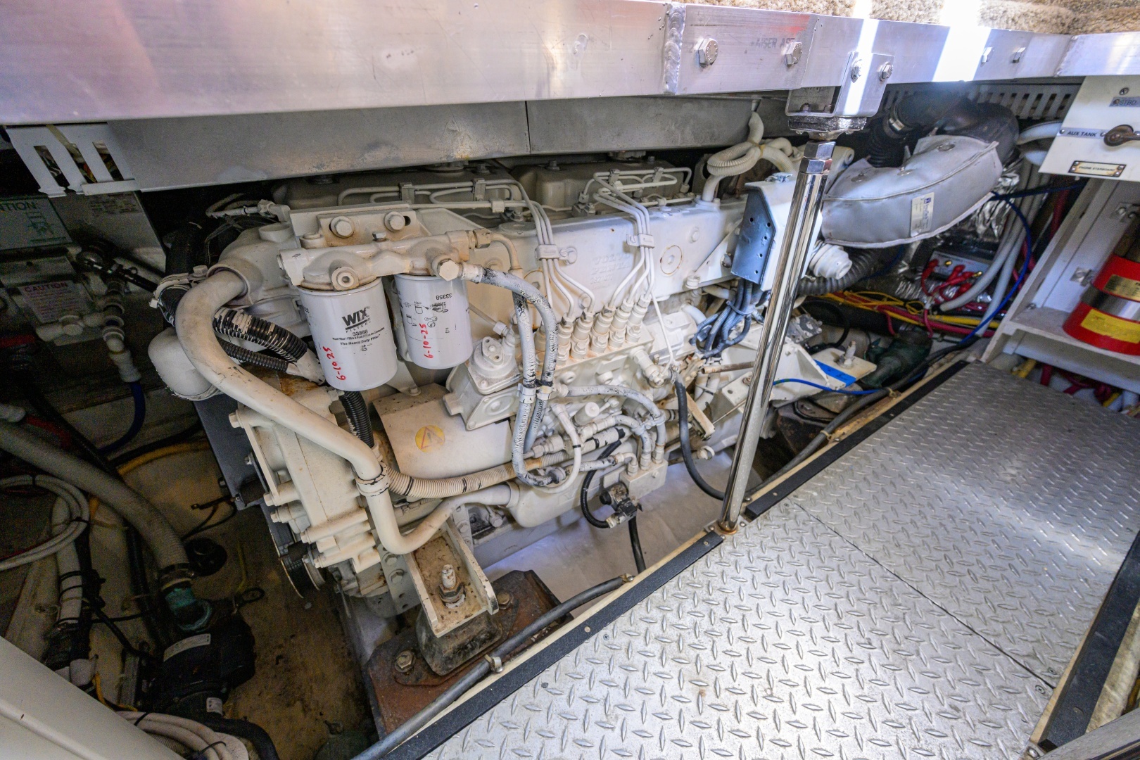2003 Carver 444 - Image 60
