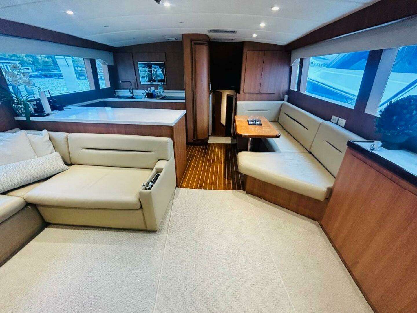 1988 Bertram 54' - Image 65