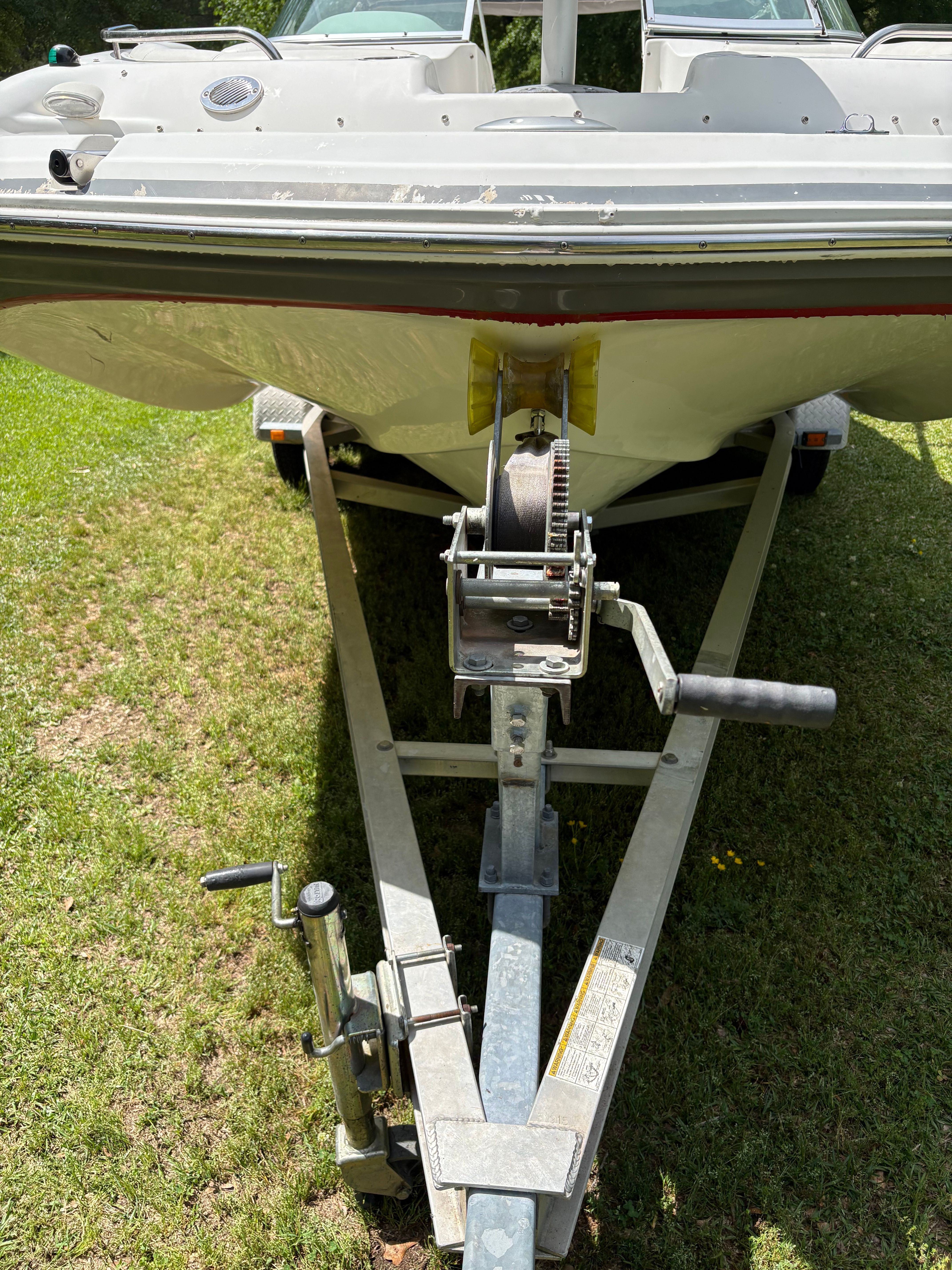 2012 Hurricane SD 187 I/O - 13