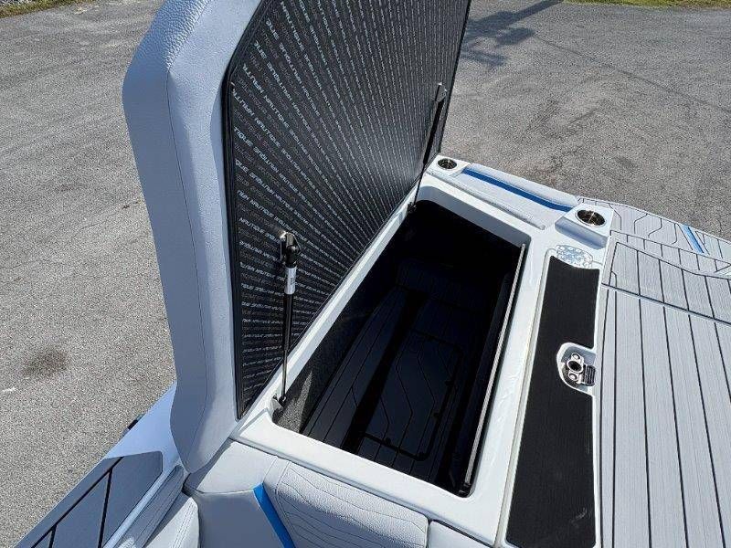 2026 Nautique G25 - 97