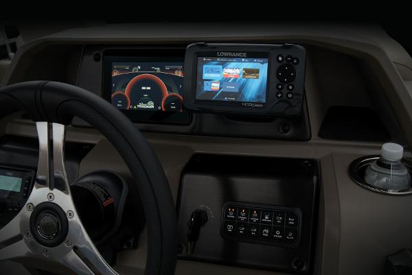 2025 Sun Tracker SportFish 20 DLX - 68