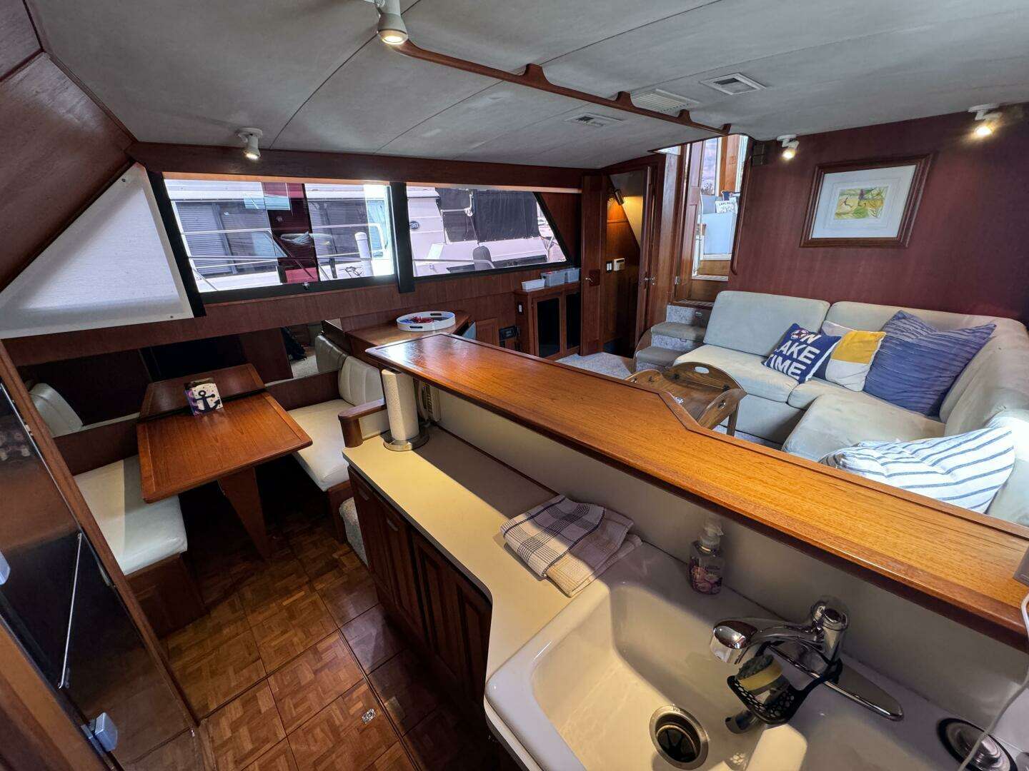 1987 Viking 48 Motor Yacht - Image 47