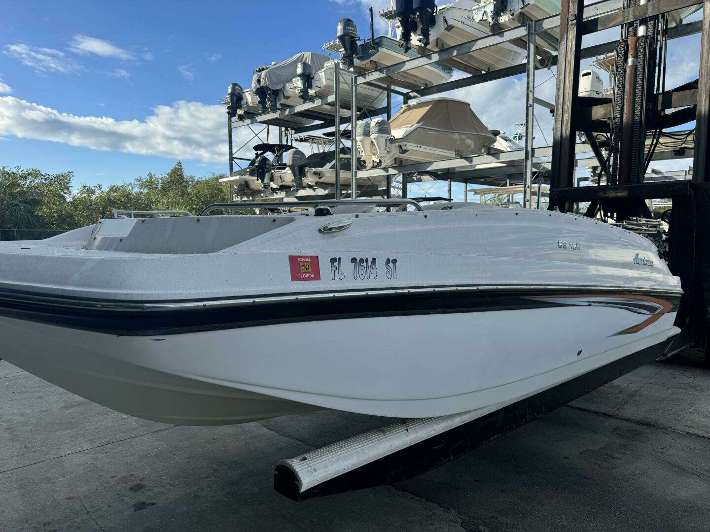 2021 Hurricane SunDeck Sport 188-OB - Image 3