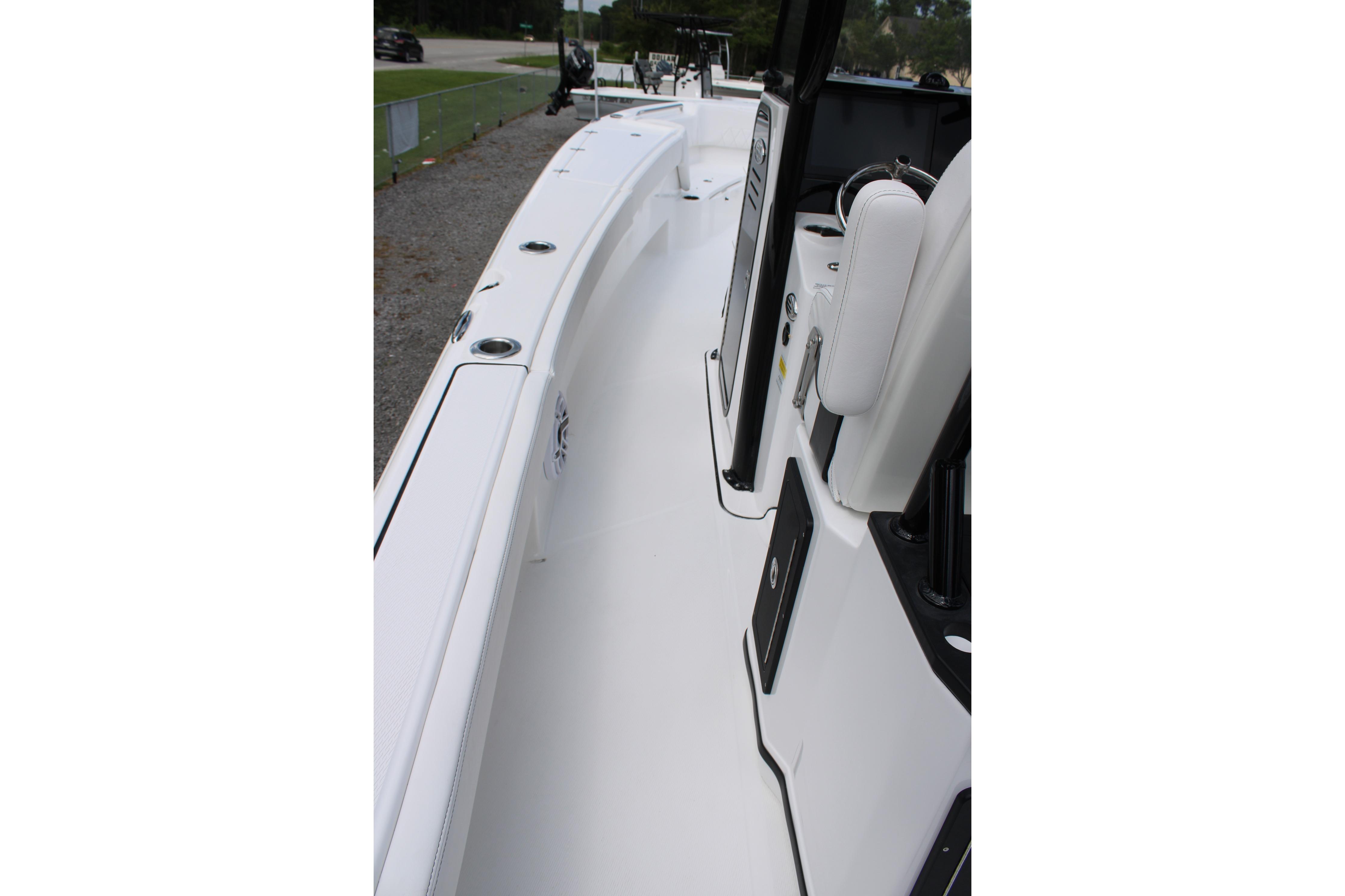 2027 Blazer Bay Makaira 2800 boat deck, featuring sleek white design and modern fittings.