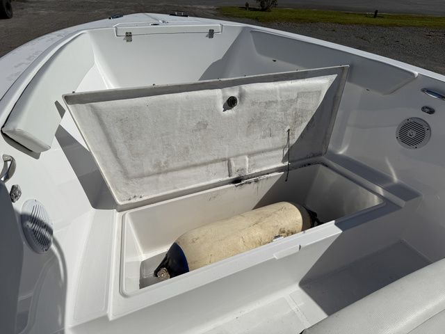 2023 Clearwater 2300 Center Console - 15