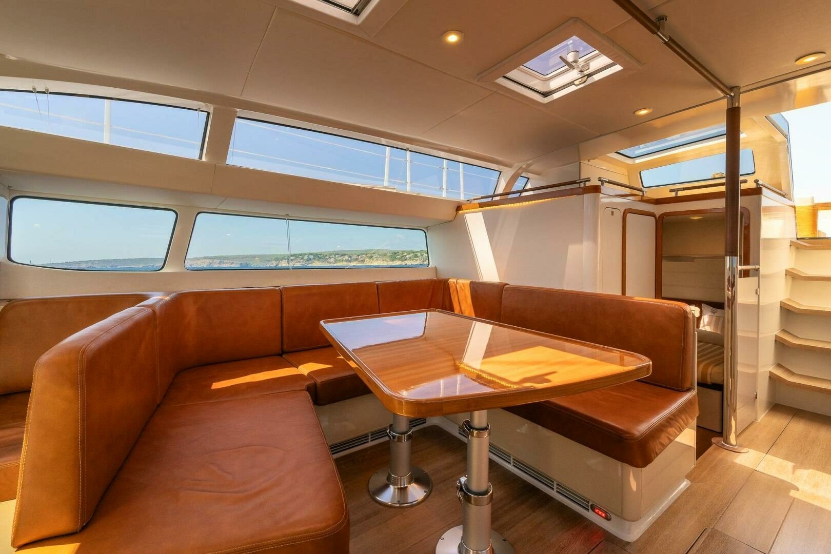2014 Cyrus Yachts Custom - Image 23