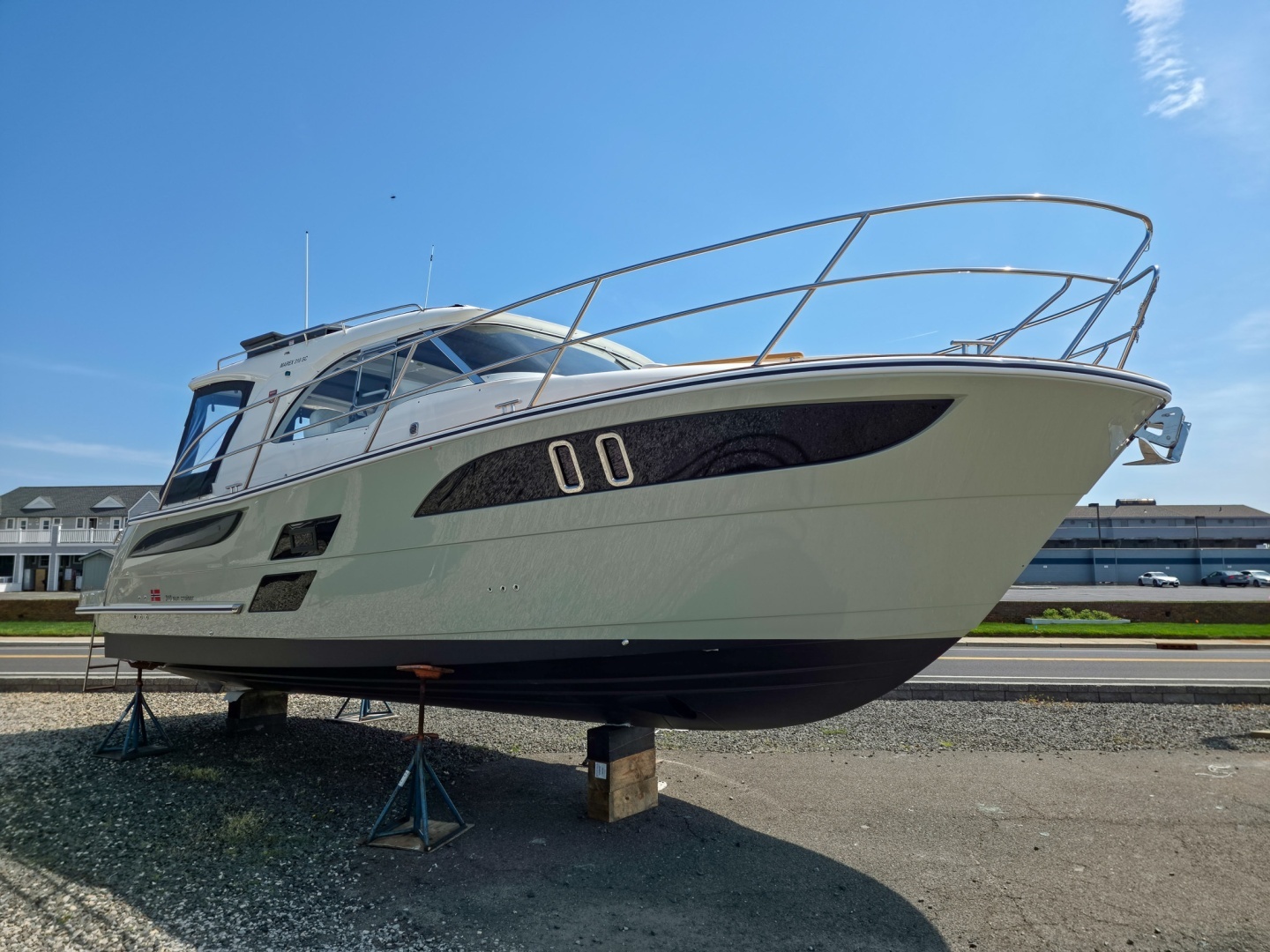 2026 Marex 310 Sun Cruiser - Image 3