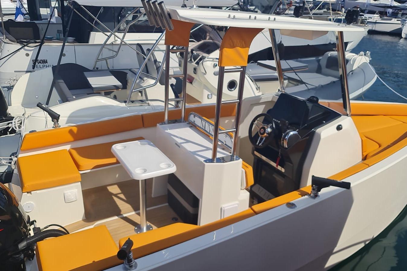 2025 Nuva M6 Fisher