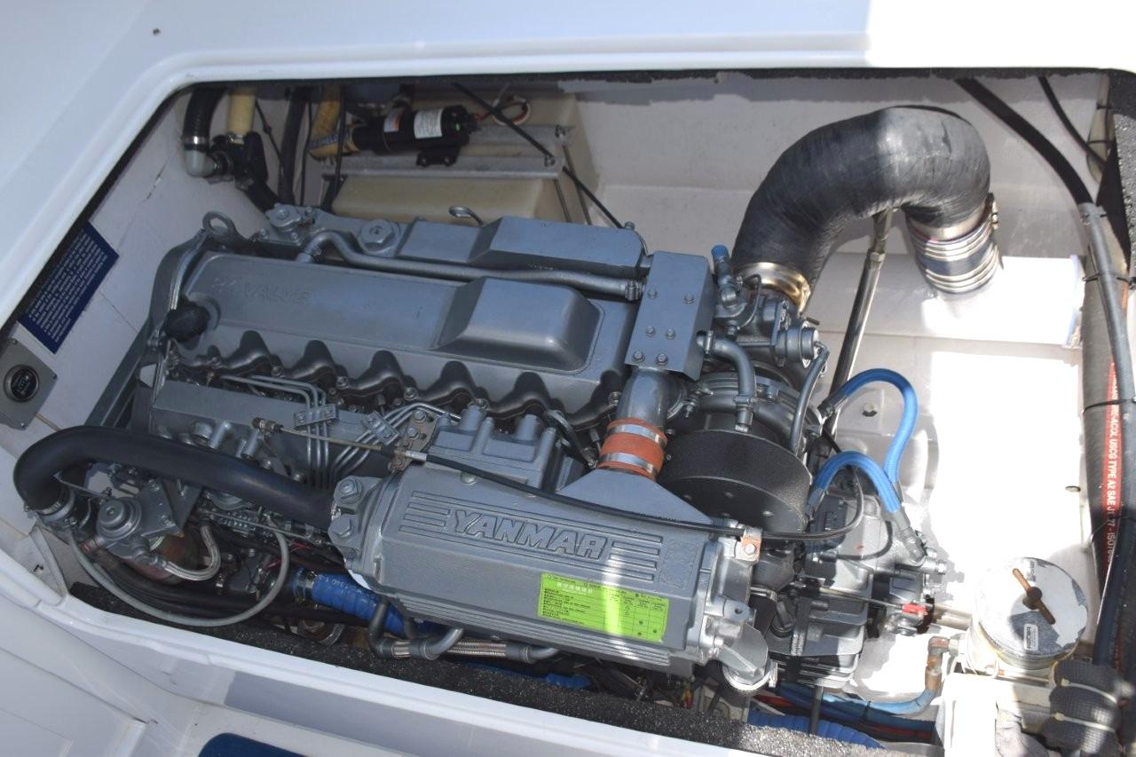 Starboard Yanmar 315hp