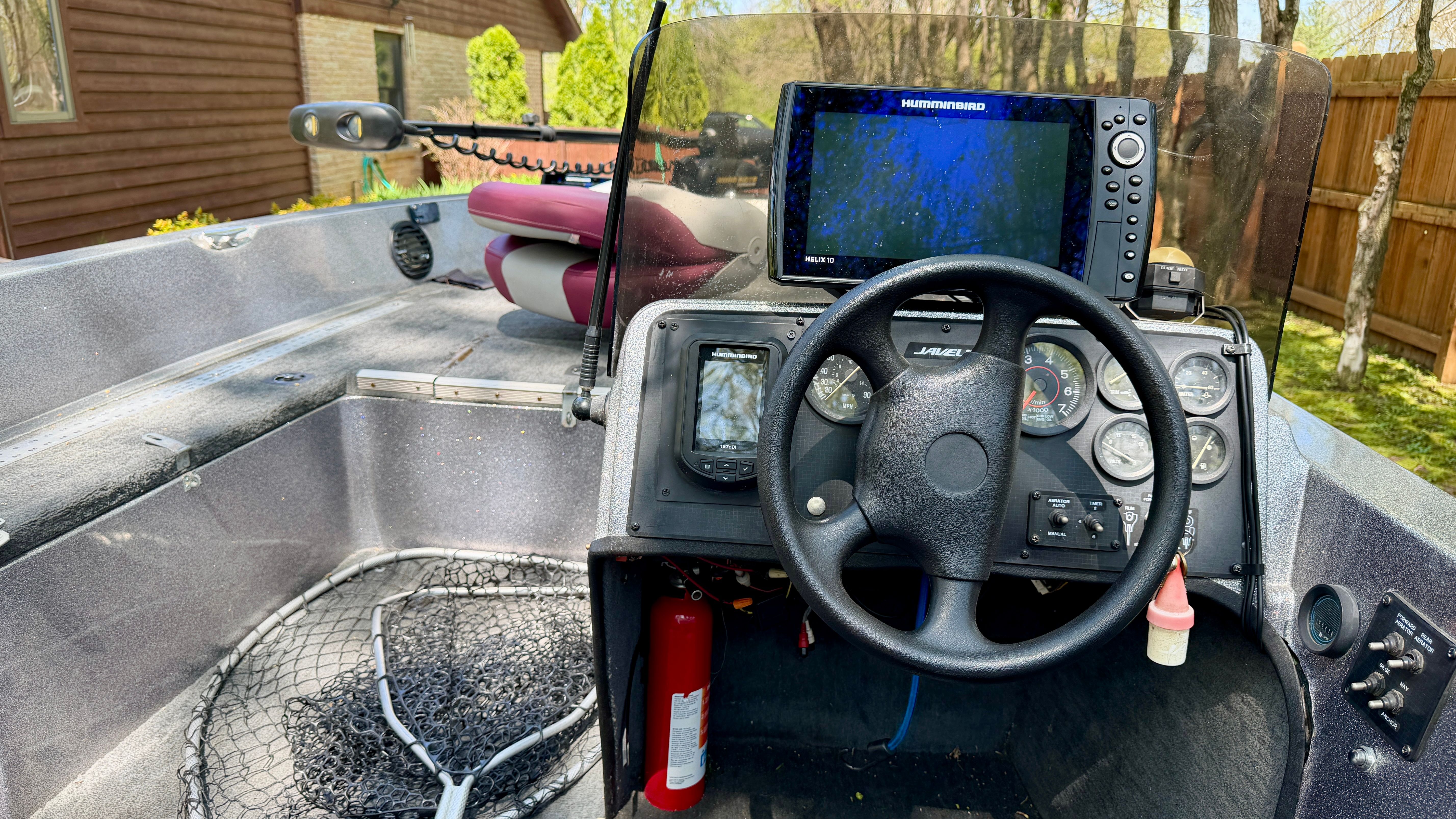 1997 Javelin 370A - 8