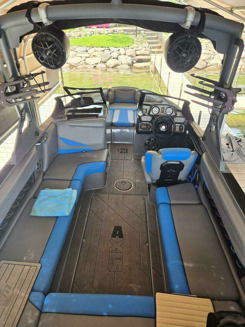 2020 Axis T23 - Image 2