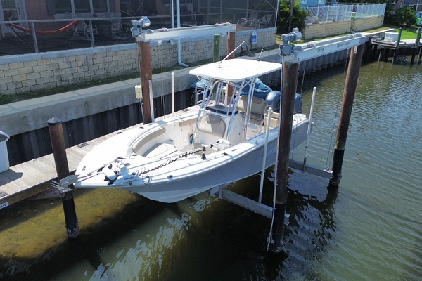 2022 Key West 244 Center Console