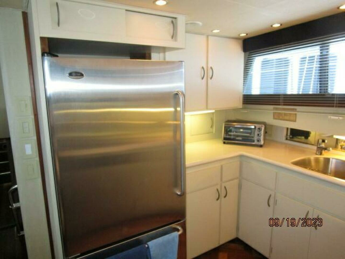 1986 Hatteras 63 CPMY - Image 53