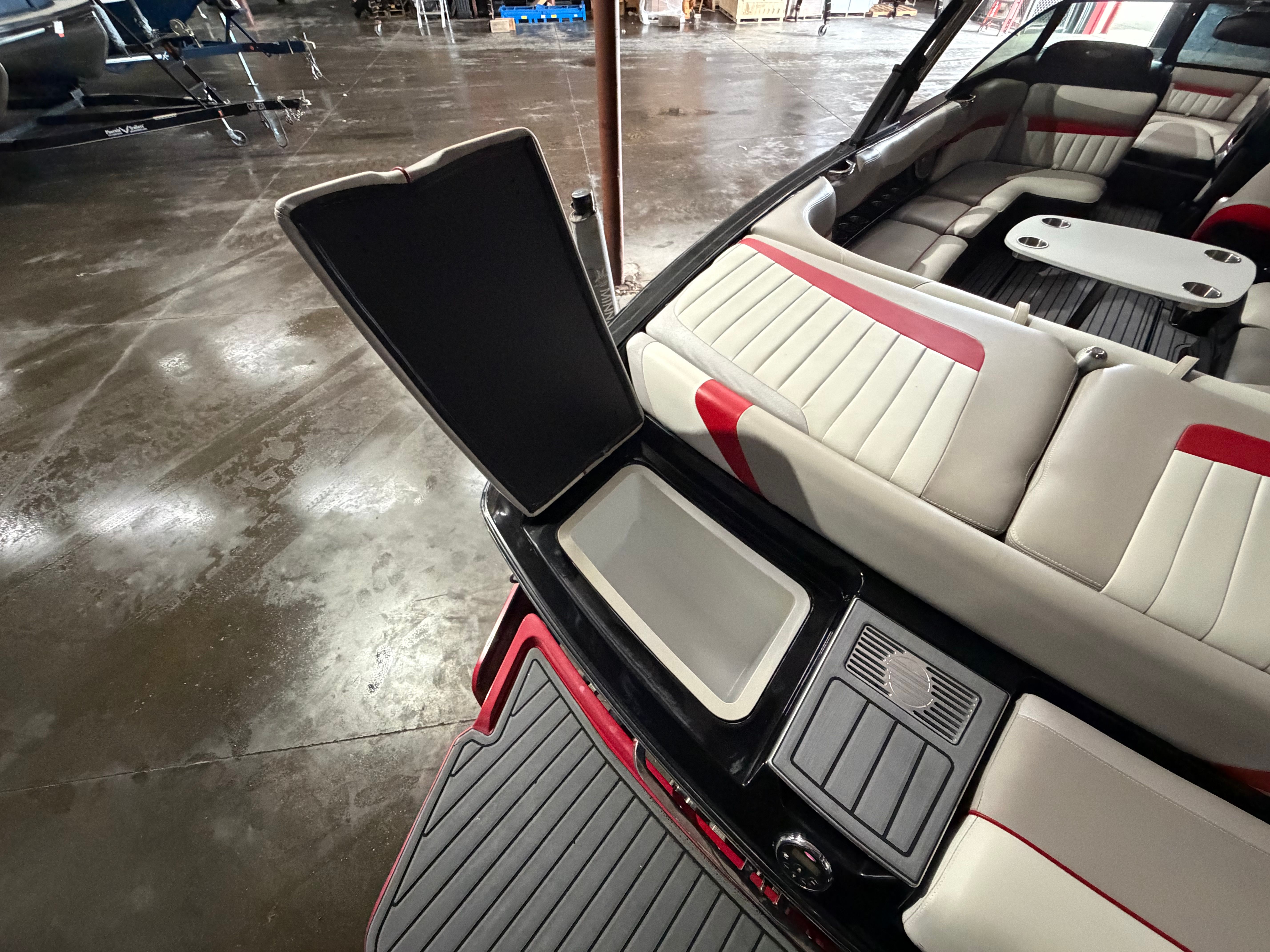 2014 Malibu Wakesetter 24 MXZ - 10