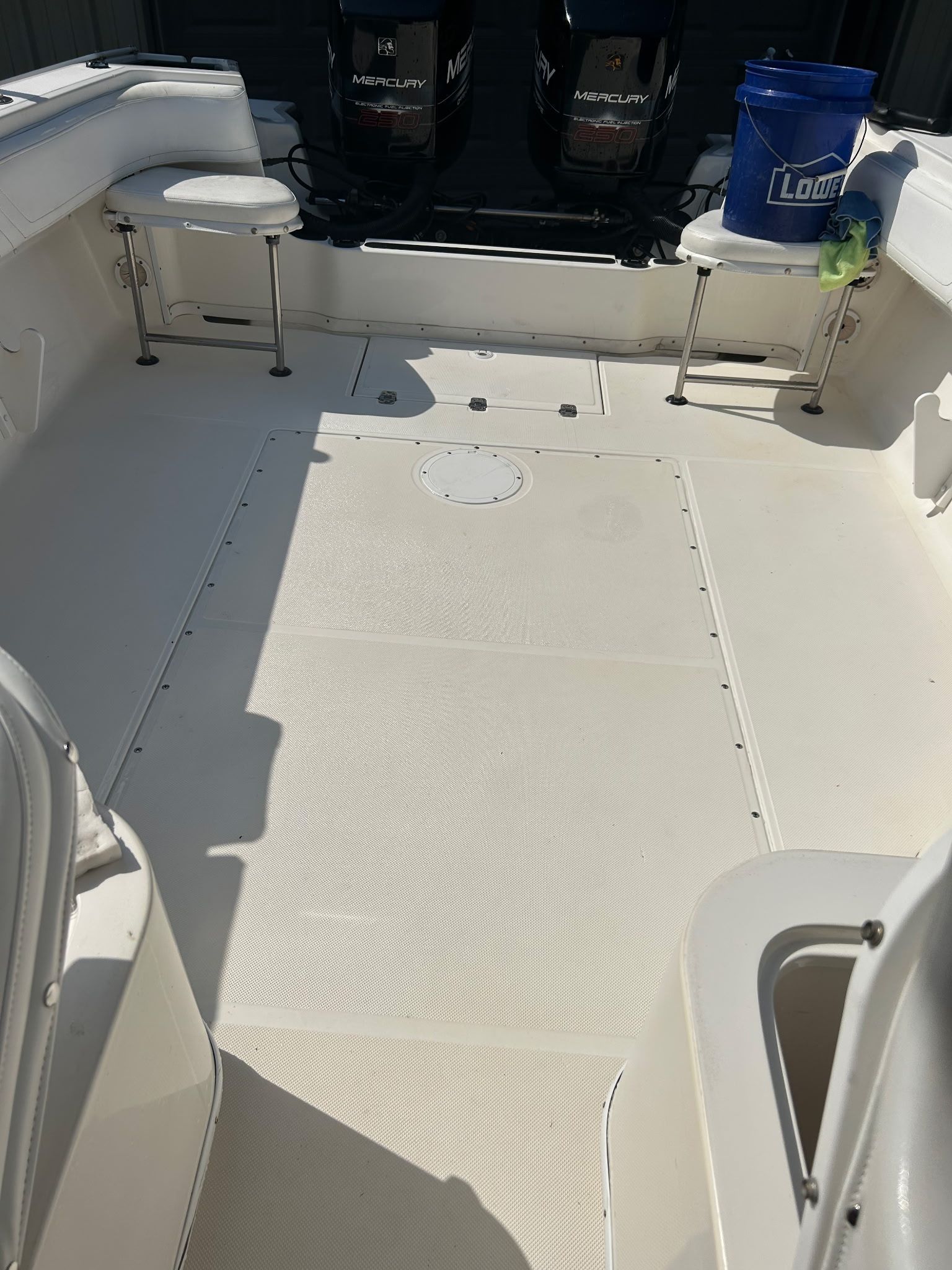 1998 Fountain Sportfisher - 23