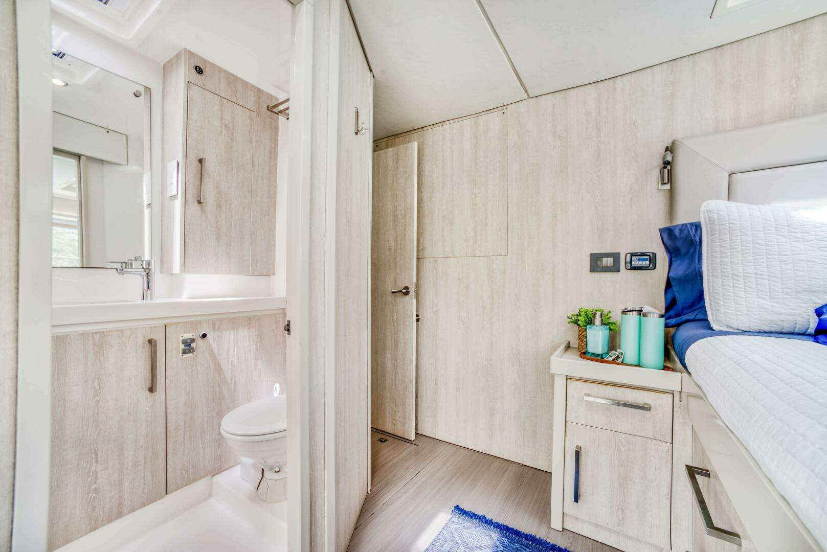 2016 Leopard 58 Catamaran - Image 40