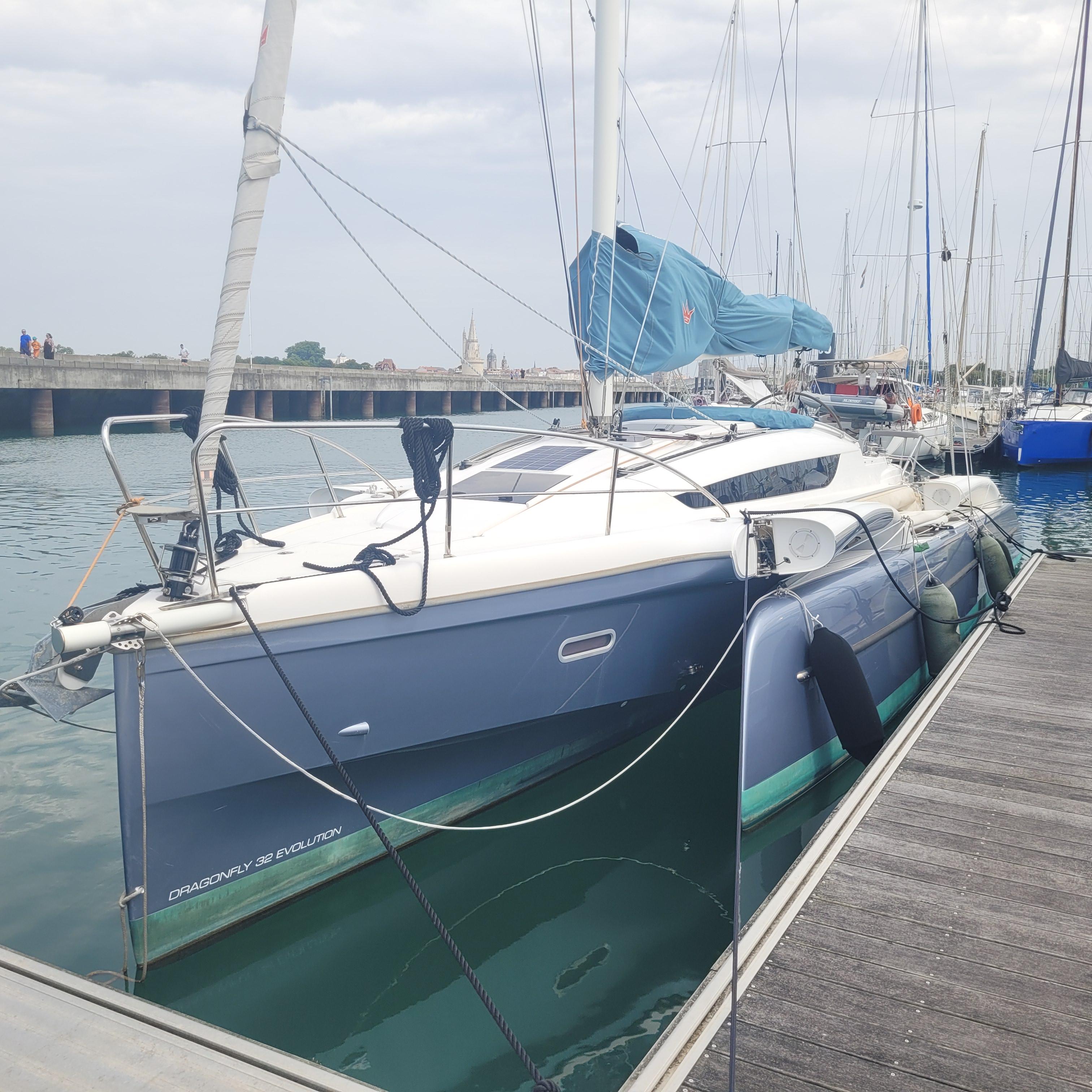2021 Dragonfly 32 Evolution