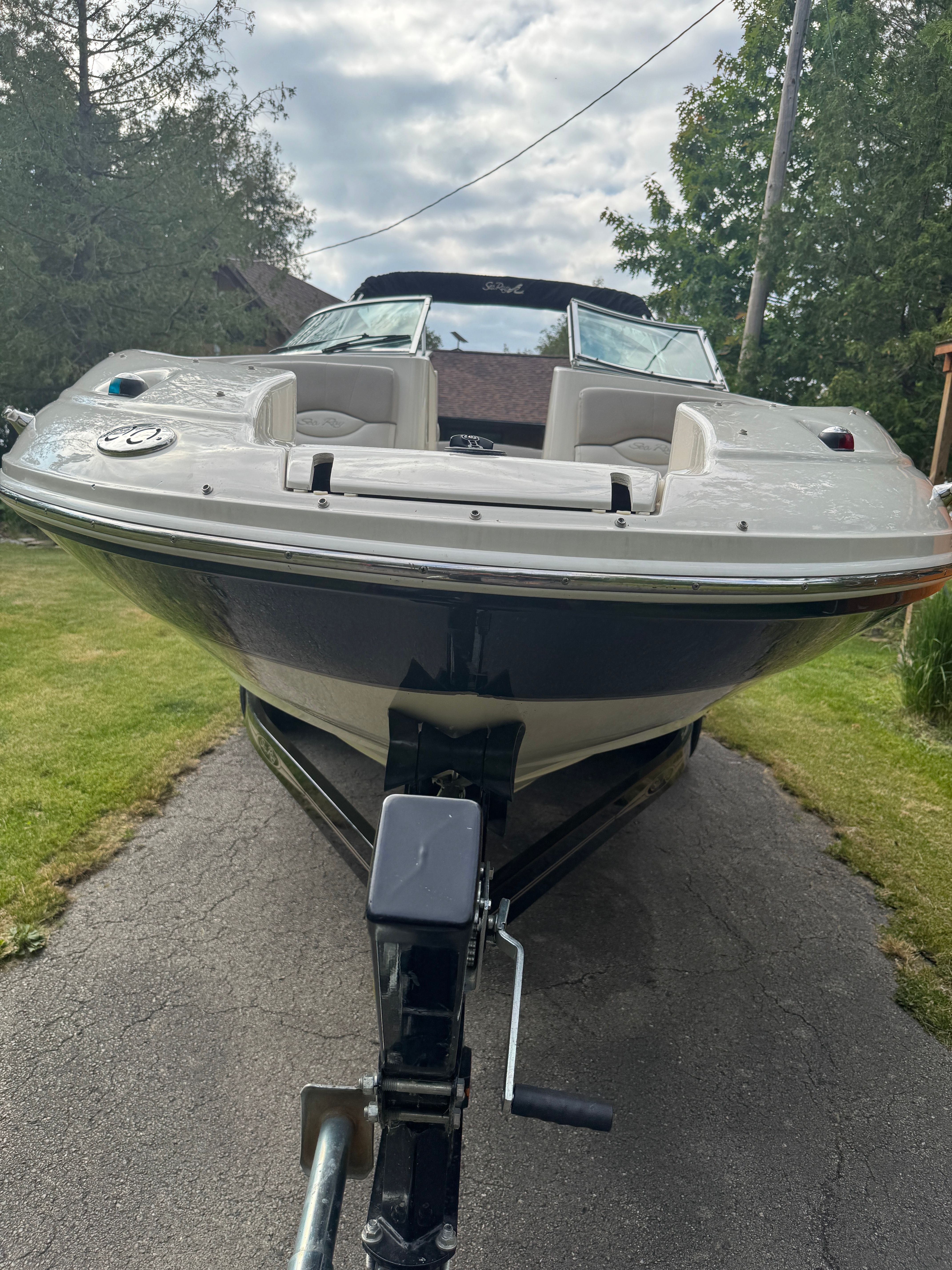 2002 Sea Ray 220 Sundeck - 6