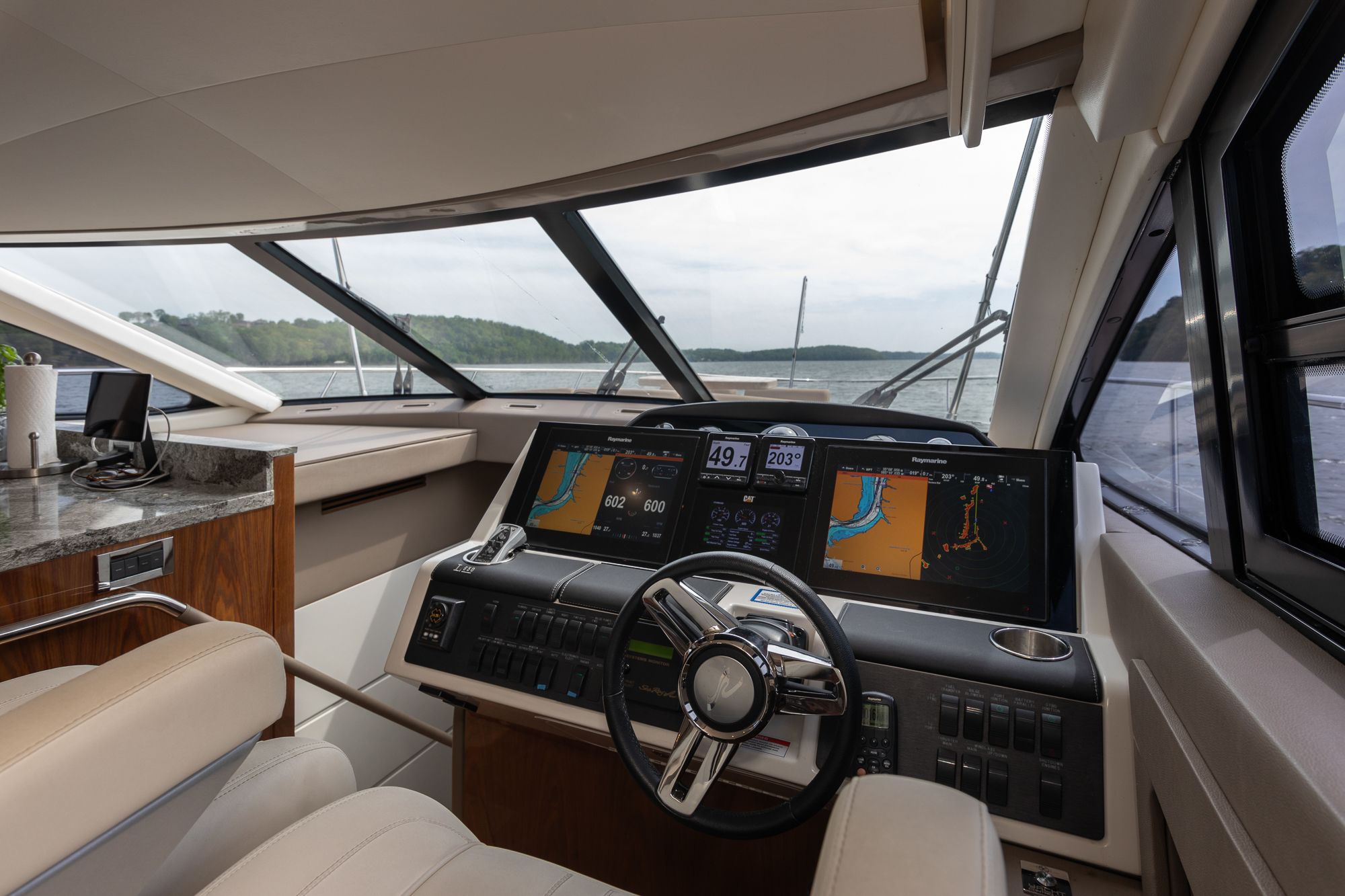 2018 Sea Ray L 650 FLY - 20