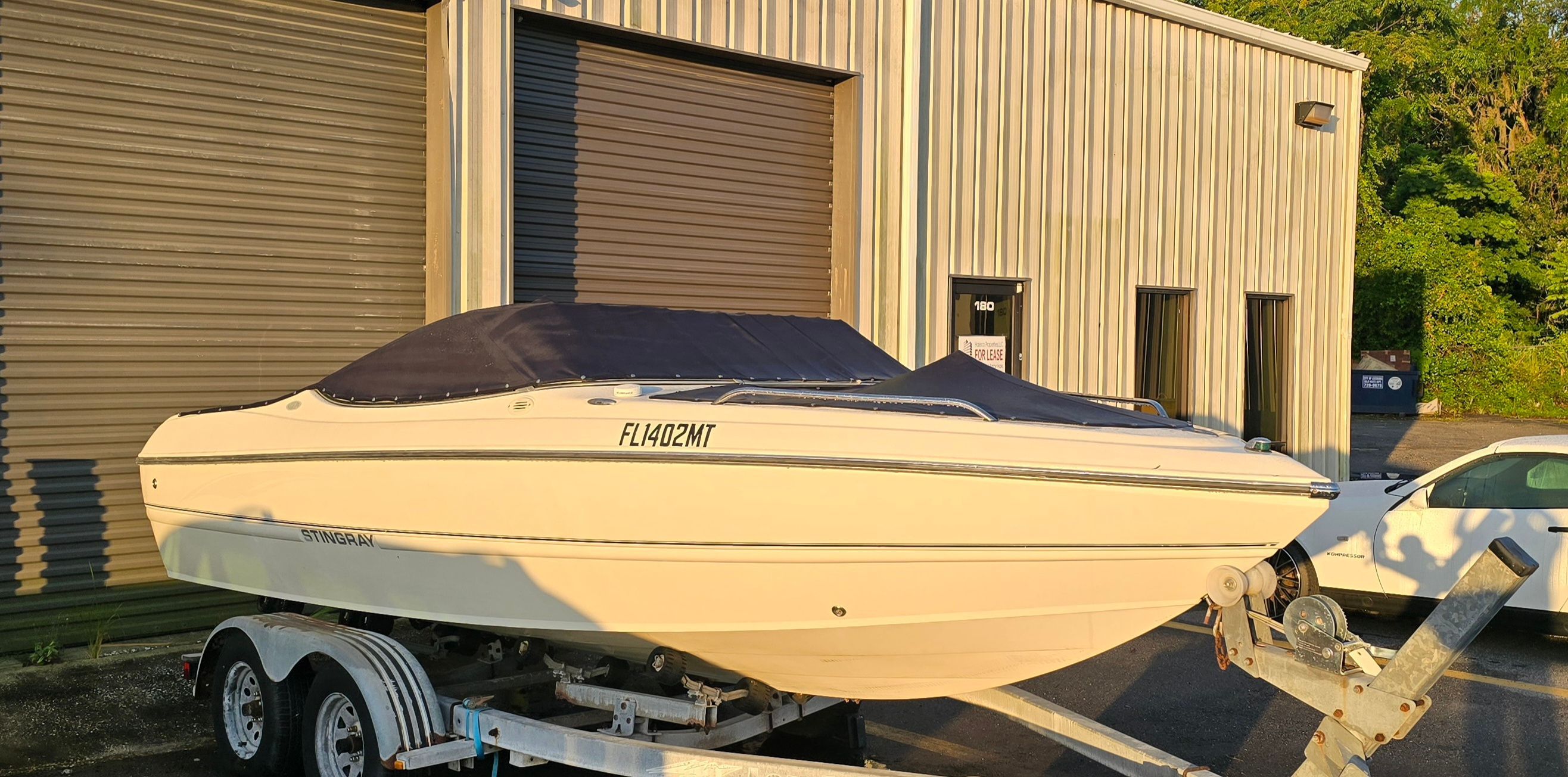 2004 Stingray 195 LR - 25