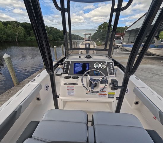2026 Robalo Cayman 226 In Stock Trailer Included - 12
