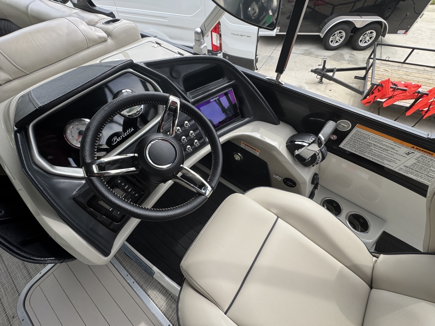 2019 Barletta L25UC - Image 11