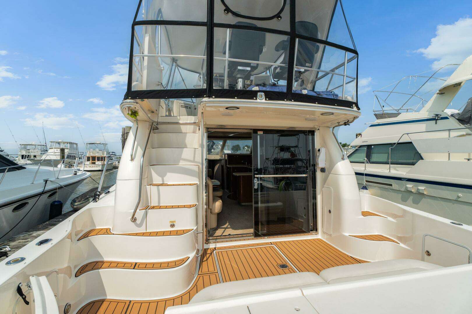 2003 Sea Ray 480 Sedan Bridge - Image 8