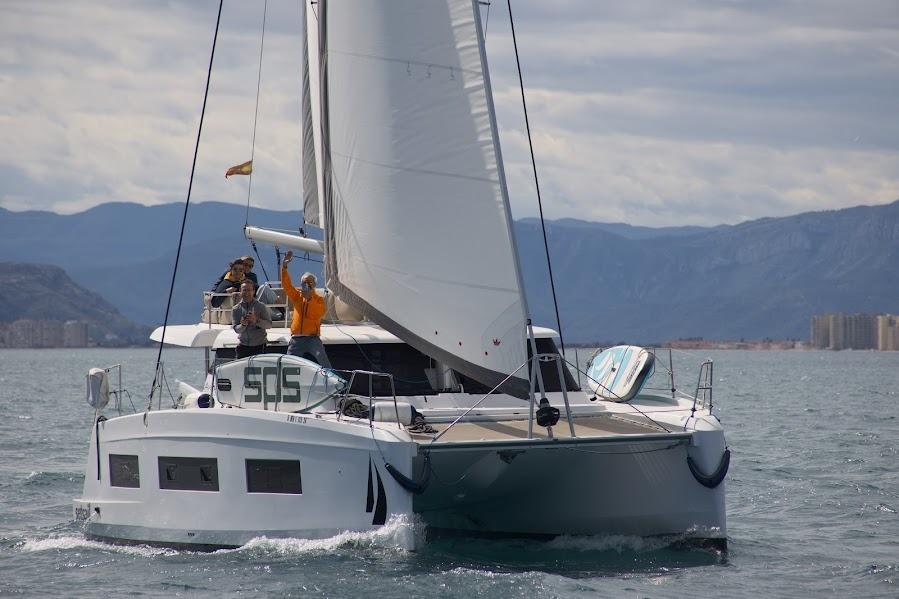 2023 Aventura 37
