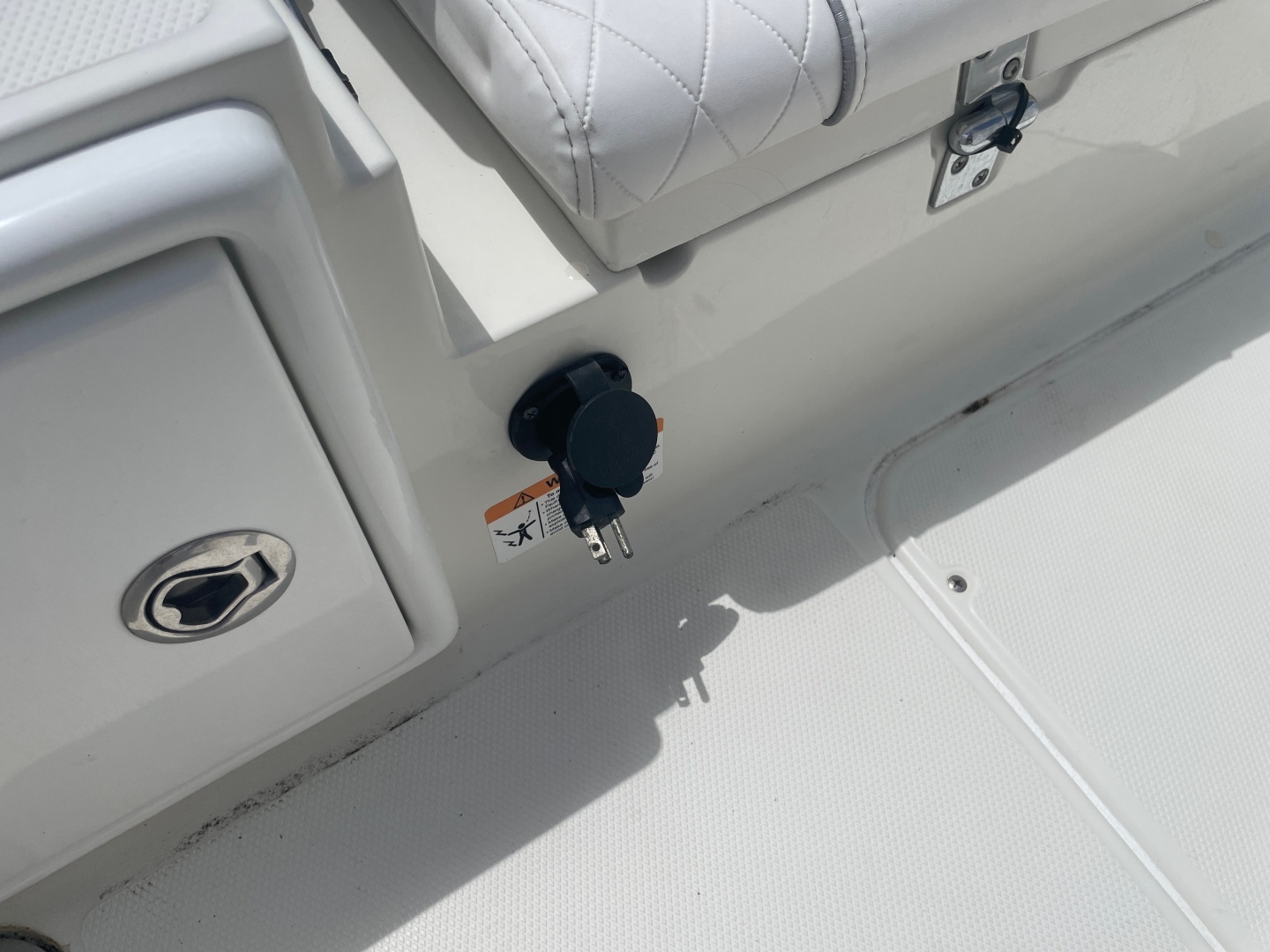 2022 Ranger 2510 Bay - Image 35
