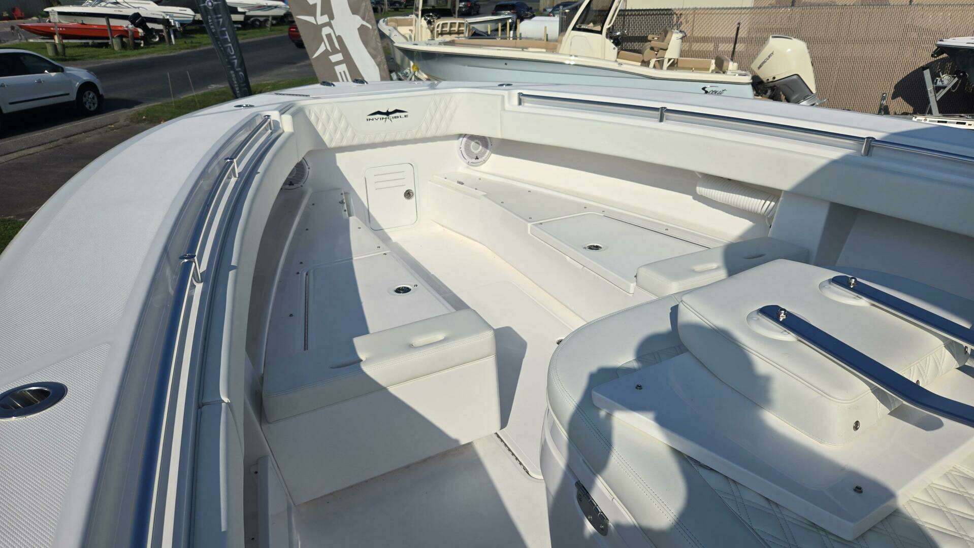 2026 Invincible 39 Open Fisherman - Image 7