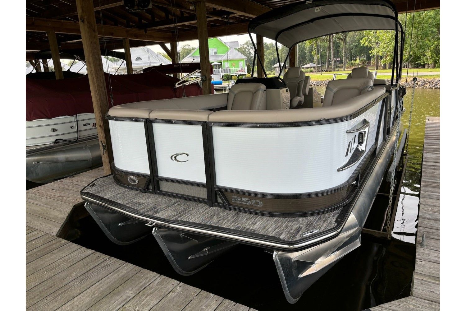 2024 Crest Caribbean LX 250SLRC CP3