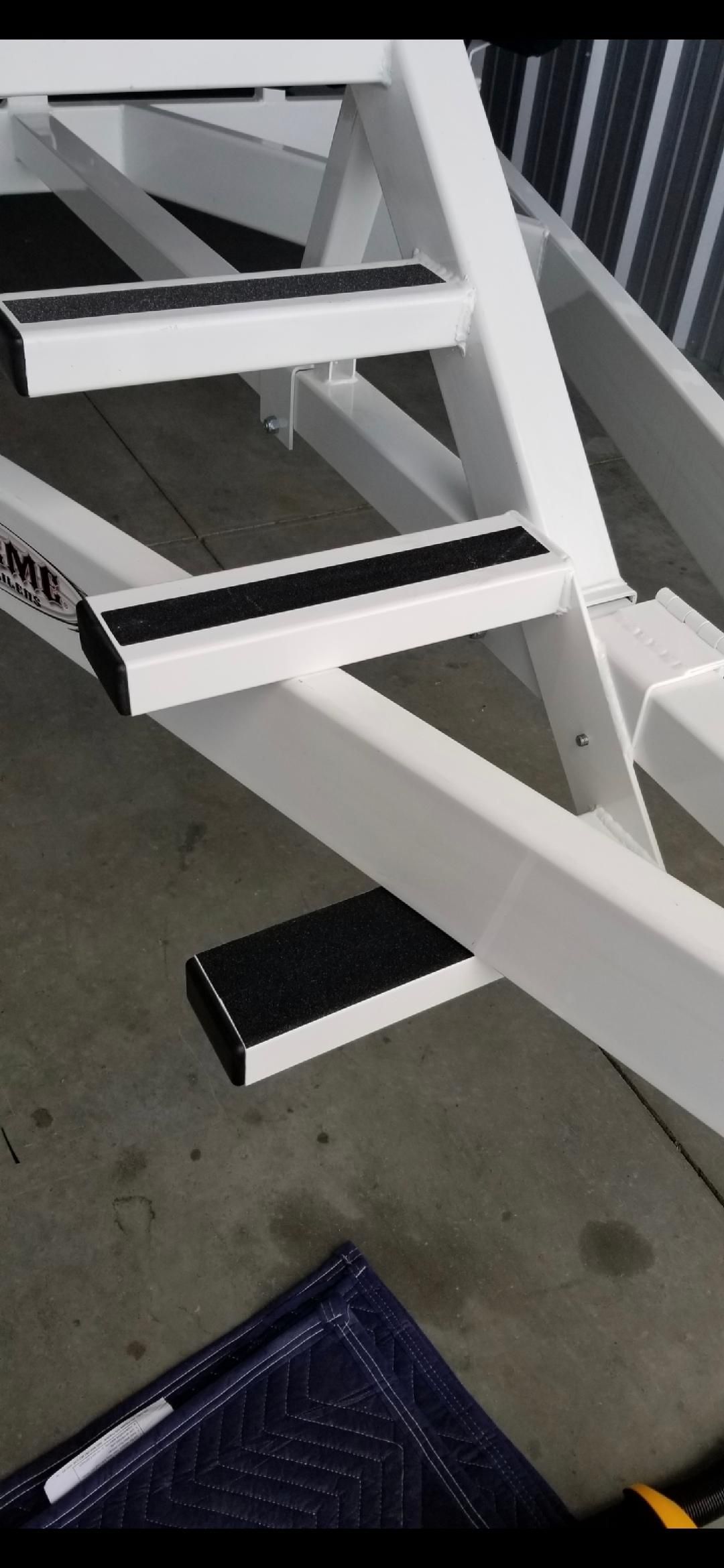 2021 Avalon Excalibur Elite Windshield - 25' - 7
