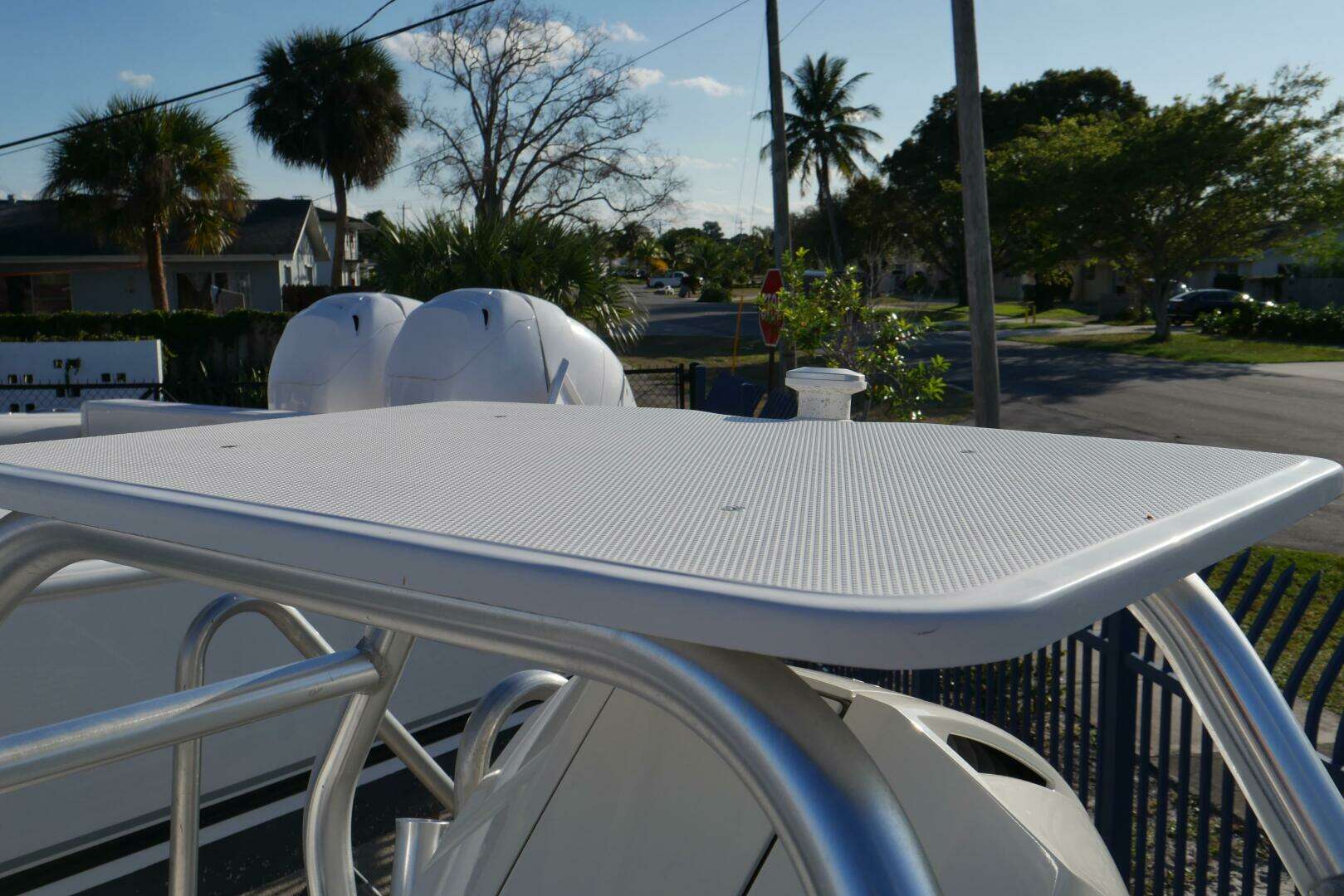 2020 Boston Whaler 210 Dauntless - Image 6